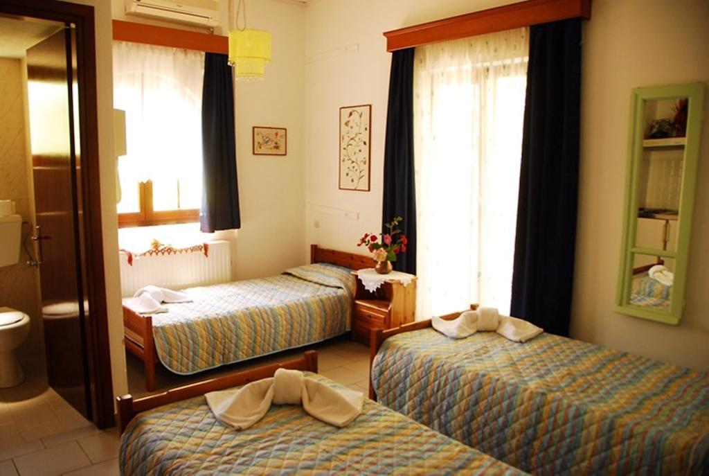 Atzanou Rooms Kamariotissa Quarto foto